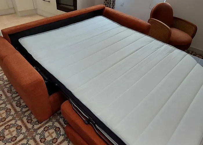 Chic 1 Bedroom - 3 Star Rated Antibes