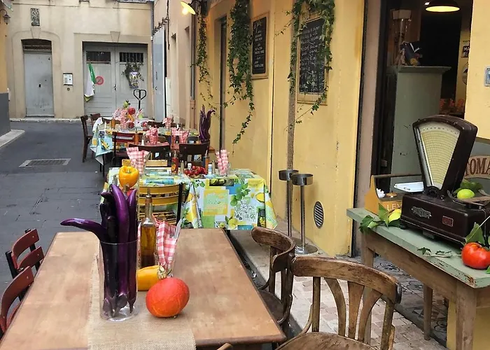 Apartman Chic 1 Bedroom - 3 Star Rated *