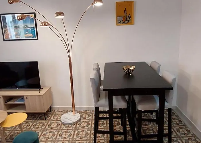 Chic 1 Bedroom - 3 Star Rated *